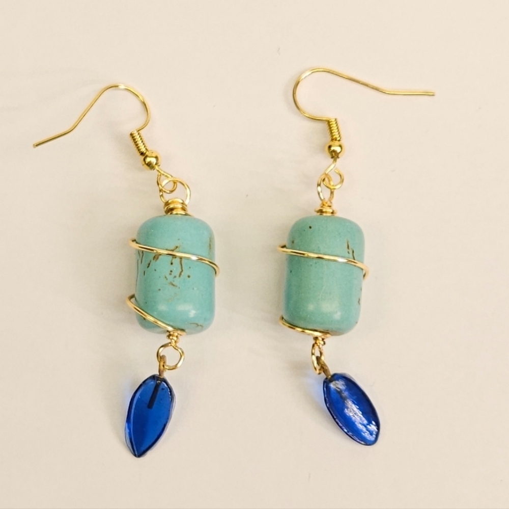 Turquiose Dye Howlite Dangle Earrings
